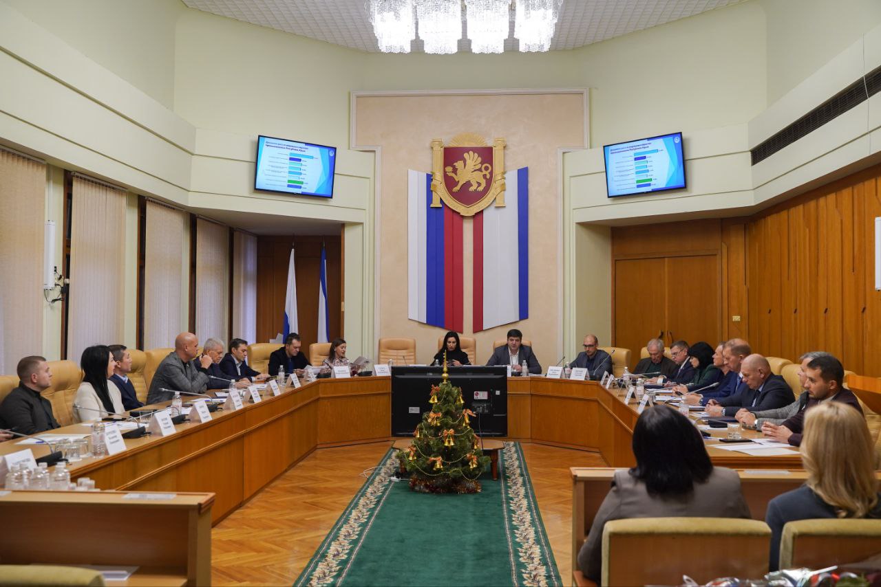 В Государственном Совете Республики Крым состоялось заседание Комитета по промышленности, торговле и предпринимательству, в рамках которого Министерство промышленности и торговли Республики Крым представило итоги... В Государственном Совете Республики Крым состоялось заседание Комитета по промышленности, торговле и предпринимательству, в рамках которого Министерство промышленности и торговли Республики Крым представило итоги...