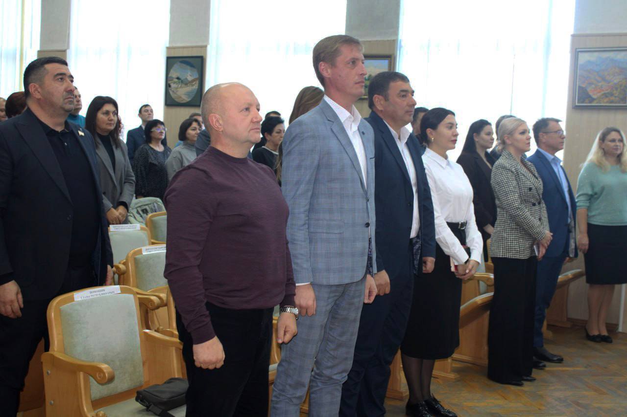 Состоялась 23 (внеочередная) сессия Симферопольского районного совета Состоялась 23 (внеочередная) сессия Симферопольского районного совета