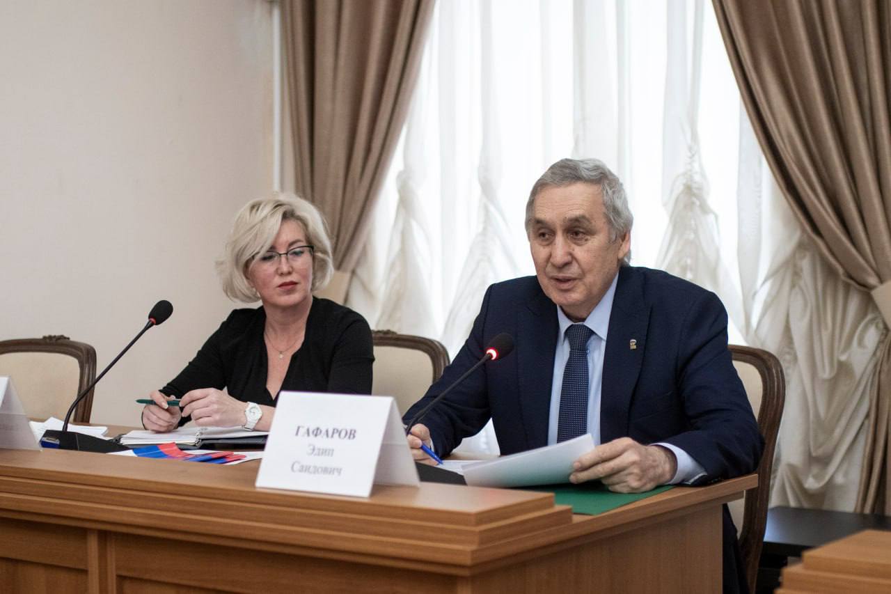 В Администрации города Симферополя прошло заседание Совета по межнациональным и межконфессиональным отношениям В Администрации города Симферополя прошло заседание Совета по межнациональным и межконфессиональным отношениям