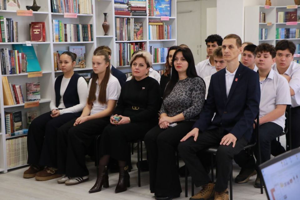 В Бахчисарайской районной библиотеке им. А.С. Пушкина прошло торжественное мероприятие, посвященное вручению паспортов жителям Бахчисарайского района.Данное мероприятие проведено в канун празднования одного из самых значимых... В Бахчисарайской районной библиотеке им. А.С. Пушкина прошло торжественное мероприятие, посвященное вручению паспортов жителям Бахчисарайского района.Данное мероприятие проведено в канун празднования одного из самых значимых...