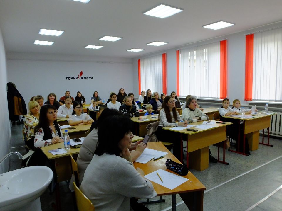 На базе Охотниковской средней школы состоялась итоговая конференция муниципального проекта "Я люблю тебя, Сакский район!» На базе Охотниковской средней школы состоялась итоговая конференция муниципального проекта "Я люблю тебя, Сакский район!»