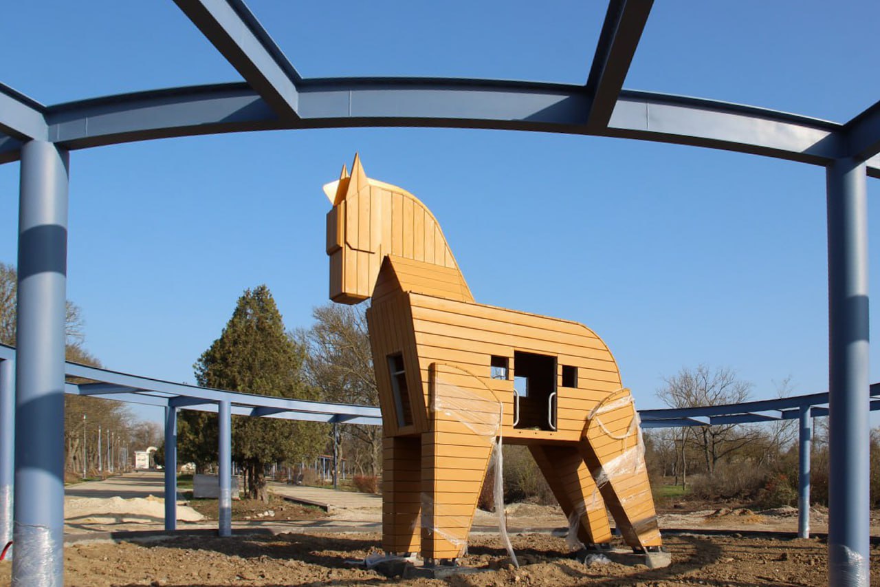 Юрий Гоцанюк: В Керчи в рамках федеральный проекта «Формирование комфортной городской среды» продолжается благоустройство Приморского парка им. Войкова. Техническая готовность объекта составляет 97% Юрий Гоцанюк: В Керчи в рамках федеральный проекта «Формирование комфортной городской среды» продолжается благоустройство Приморского парка им. Войкова. Техническая готовность объекта составляет 97%