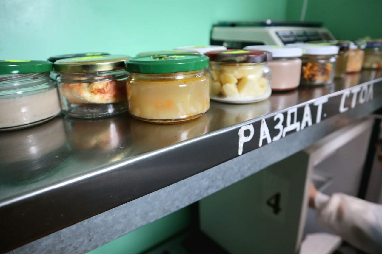 Инна Федоренко: Совместно с помощником Главы республики Лилей Веджатовой посетили Соленоозерненскую школу с целью проверки качества питания и соблюдения норм и Яснополянскую школу, где у нас сейчас полным ходом идет ремонт... Инна Федоренко: Совместно с помощником Главы республики Лилей Веджатовой посетили Соленоозерненскую школу с целью проверки качества питания и соблюдения норм и Яснополянскую школу, где у нас сейчас полным ходом идет ремонт...