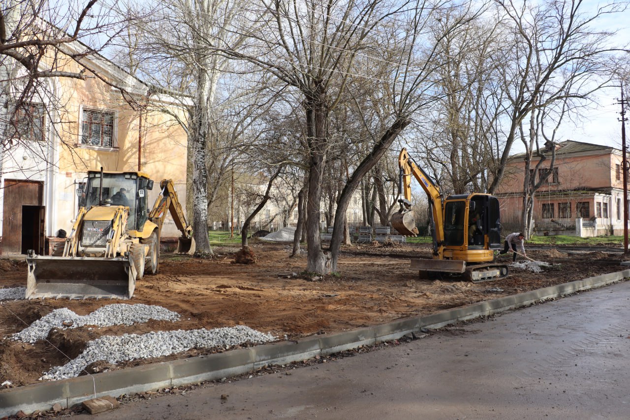 На улице Энгельса приступили к обустройству тротуаров На улице Энгельса приступили к обустройству тротуаров