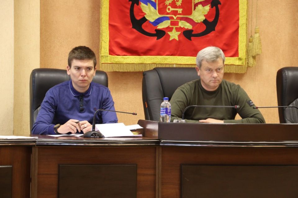 Заседание рабочей группы Межведомственной комиссии Республики Крым по противодействию нелегальной занятости состоялось в администрации города Заседание рабочей группы Межведомственной комиссии Республики Крым по противодействию нелегальной занятости состоялось в администрации города