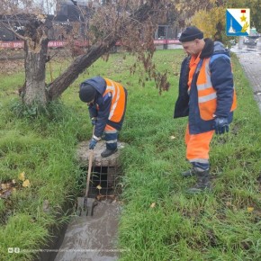 «Водоканал» продолжает очищать ливнёвые сети Севастополя