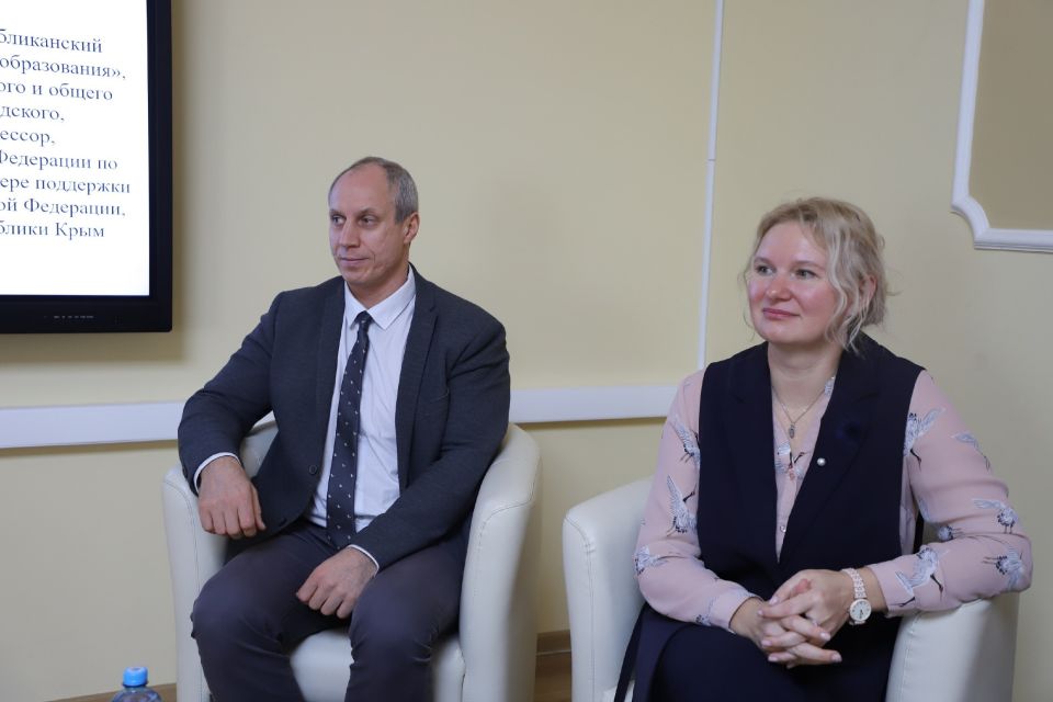 Ольга Чернобай выступила одним из основных спикеров республиканского семинара «Финансовая грамотность в урочной и внеурочной деятельности: образовательные ресурсы и специфика заданий» Ольга Чернобай выступила одним из основных спикеров республиканского семинара «Финансовая грамотность в урочной и внеурочной деятельности: образовательные ресурсы и специфика заданий»