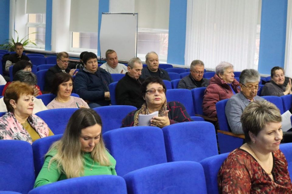 Инна Федоренко: Сегодня приняла участие в 24-ой сессии районного совета, где обсудили важные вопросы, касающиеся жизни нашего района Инна Федоренко: Сегодня приняла участие в 24-ой сессии районного совета, где обсудили важные вопросы, касающиеся жизни нашего района
