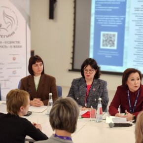 Лариса Кулинич приняла участие во II Межрегиональном конгрессе матерей и жён участников СВО "Берегиня"