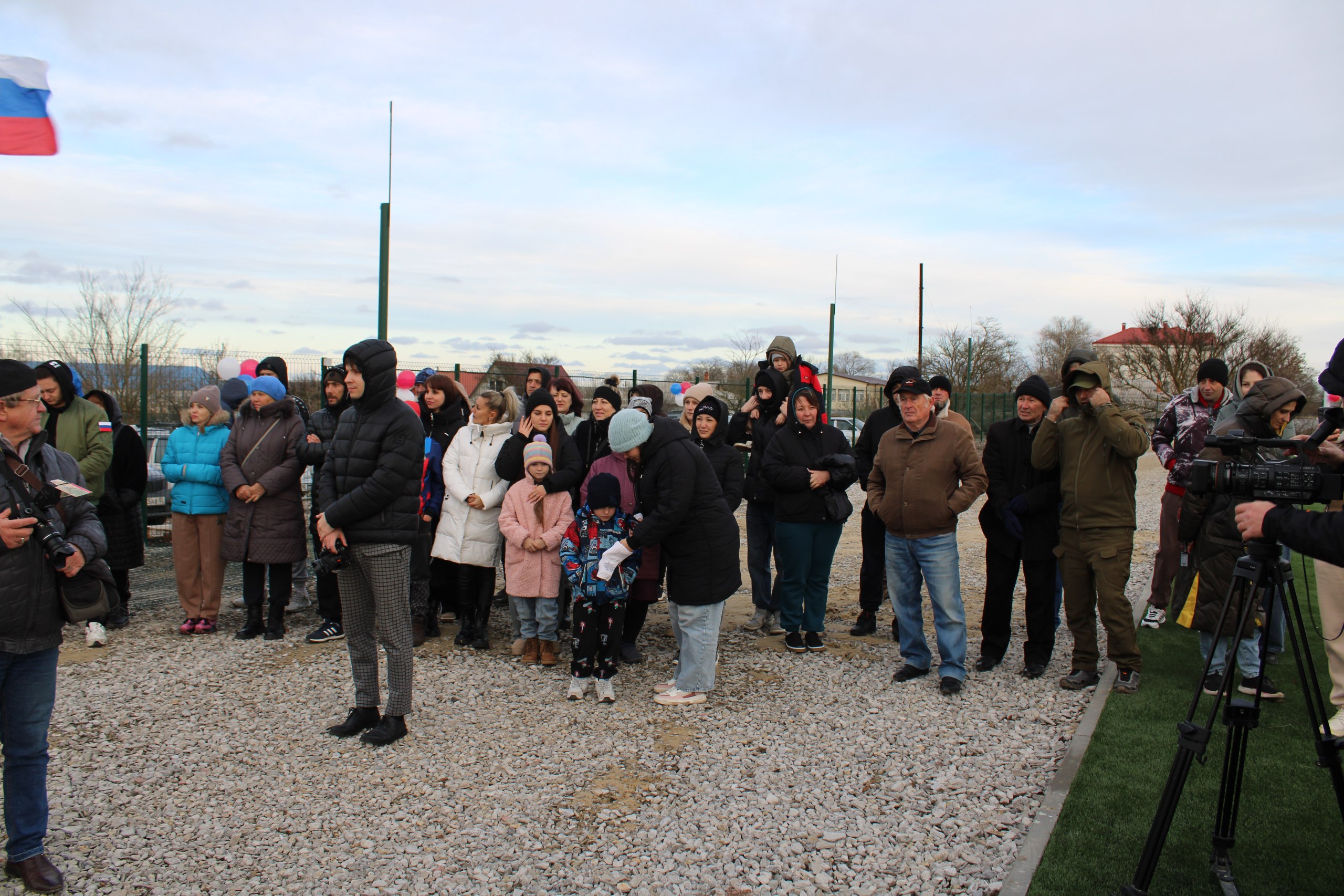 Игорь Крутьков: Друзья свершилось!!!. Сегодня вместе с Министром спорта Крыма Ольгой Торубаровой принял участие в торжественном открытии великолепного футбольного поля в селе Чистополье Игорь Крутьков: Друзья свершилось!!!. Сегодня вместе с Министром спорта Крыма Ольгой Торубаровой принял участие в торжественном открытии великолепного футбольного поля в селе Чистополье