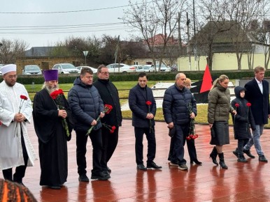 Анастасия Гридчина: 13 декабря в Крыму впервые отмечают недавно утвержденную Госсоветом РК памятную дату - День памяти сожженных и уничтоженных сел в годы нацистской оккупации полуострова