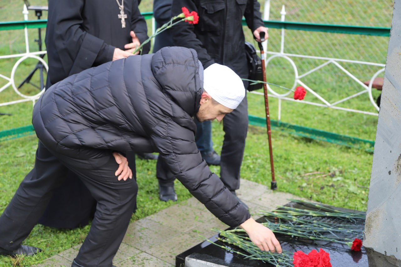 Анжелика Ястребова: В Бахчисарайском районе почтили память жителей сожжённых и уничтоженных сел в годы нацистской оккупации Крыма Анжелика Ястребова: В Бахчисарайском районе почтили память жителей сожжённых и уничтоженных сел в годы нацистской оккупации Крыма