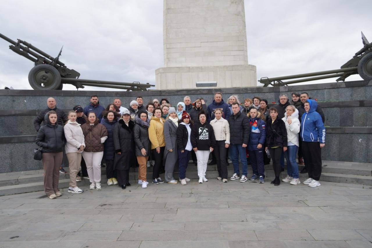 Ольга Торубарова: В рамках второго дня семинара-практикума «Мы вместе» для руководителей муниципальных городов и районов в сфере физической культуры и спорта состоялась церемония возложения цветов Ольга Торубарова: В рамках второго дня семинара-практикума «Мы вместе» для руководителей муниципальных городов и районов в сфере физической культуры и спорта состоялась церемония возложения цветов