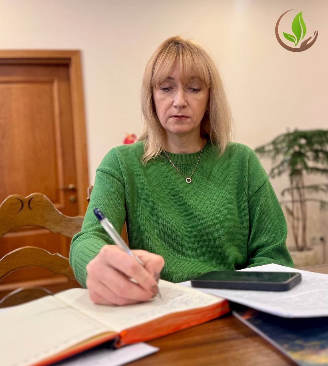 Ольга Шевцова: Рабочую неделю начинаю с аппаратного совещания с участием моих заместителей и руководителей структурных подразделений Ольга Шевцова: Рабочую неделю начинаю с аппаратного совещания с участием моих заместителей и руководителей структурных подразделений