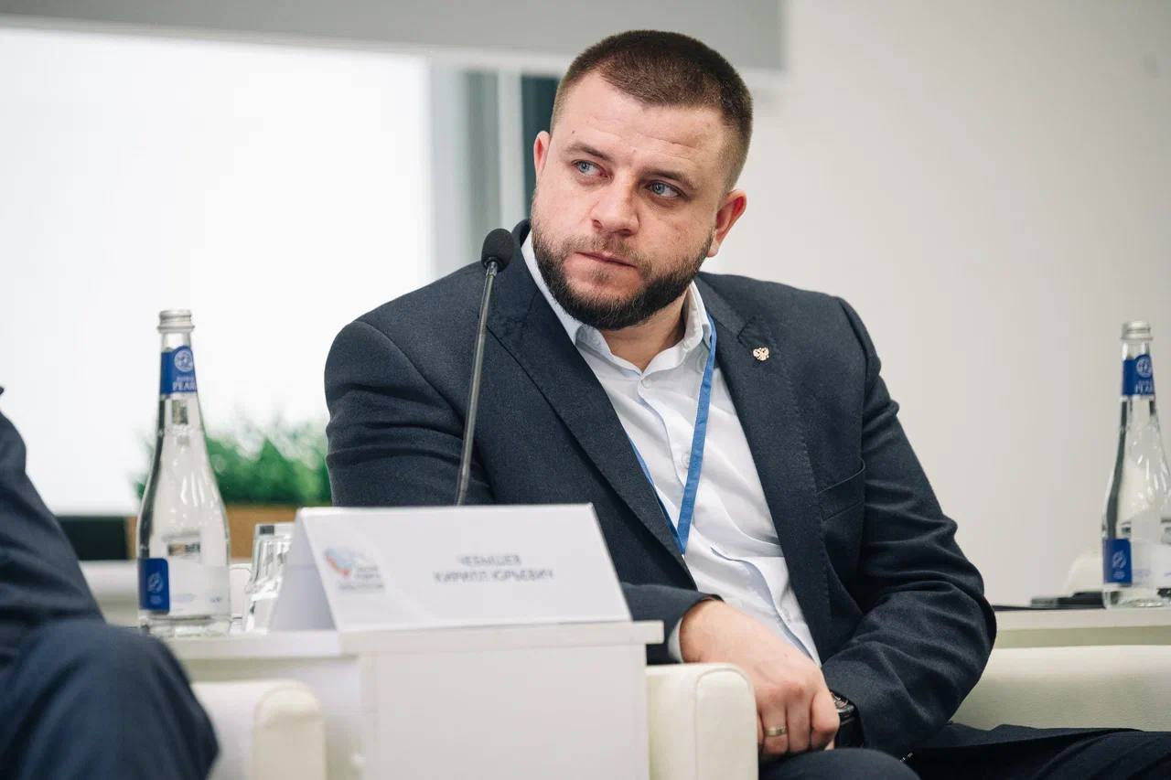 Кирилл Чебышев: Вместе с заместителем председателя Судакского городского совета Эльдаром Османовым принял участие в муниципальном форуме «МАЛАЯ РОДИНА – СИЛА РОССИИ»