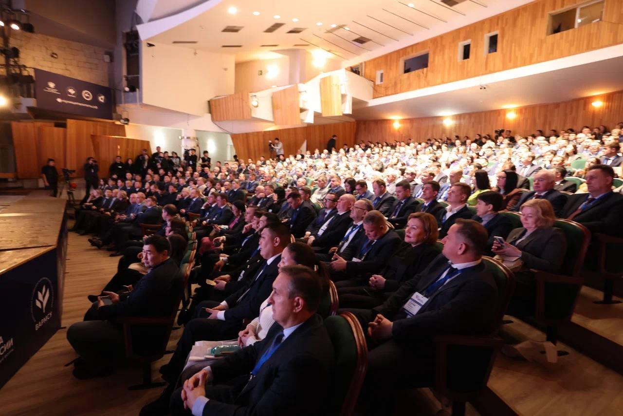 Кирилл Чебышев: Вместе с заместителем председателя Судакского городского совета Эльдаром Османовым принял участие в муниципальном форуме «МАЛАЯ РОДИНА – СИЛА РОССИИ» Кирилл Чебышев: Вместе с заместителем председателя Судакского городского совета Эльдаром Османовым принял участие в муниципальном форуме «МАЛАЯ РОДИНА – СИЛА РОССИИ»