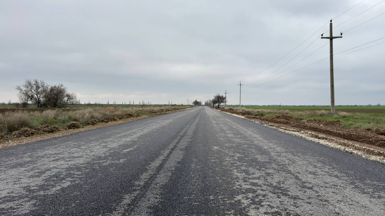 Антон Кравец: Благодаря программе Российской Федерации "Развитие транспортно-дорожного комплекса Республики Крым ", направленной на улучшение качества автомобильных дорог на территории полуострова, в нашем районе ведутся... Антон Кравец: Благодаря программе Российской Федерации "Развитие транспортно-дорожного комплекса Республики Крым ", направленной на улучшение качества автомобильных дорог на территории полуострова, в нашем районе ведутся...