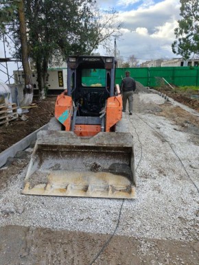 В Черноморском районе продолжается капремонт школы