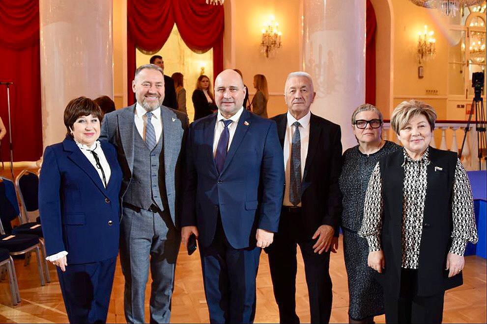 Владимир Немцев: Принял участие в заседании Президиума Совета законодателей, которое провели Первый заместитель Председателя Совета Федерации Андрей Яцкин и заместитель Председателя Госдумы РФ Ирина Яровая Владимир Немцев: Принял участие в заседании Президиума Совета законодателей, которое провели Первый заместитель Председателя Совета Федерации Андрей Яцкин и заместитель Председателя Госдумы РФ Ирина Яровая