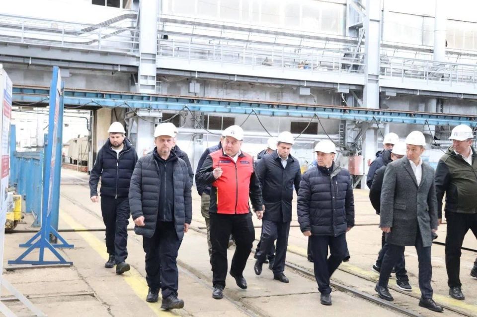 В Керчи с рабочим визитом побывал министр транспорта Российской Федерации Андрей Никитин В Керчи с рабочим визитом побывал министр транспорта Российской Федерации Андрей Никитин