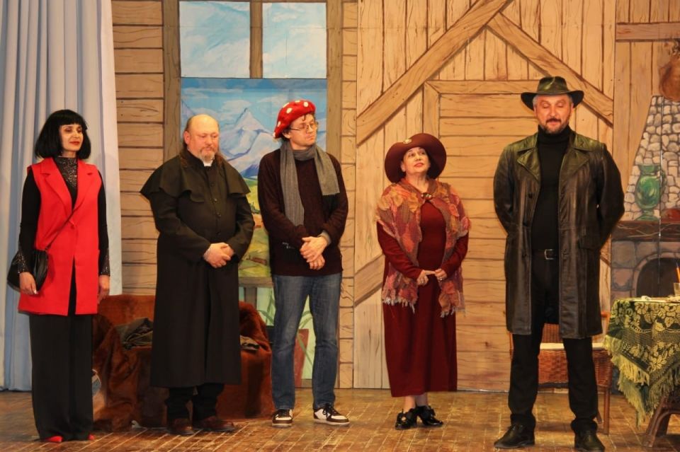 Судакский городской ДК "Долина Роз" Судакский городской ДК "Долина Роз"