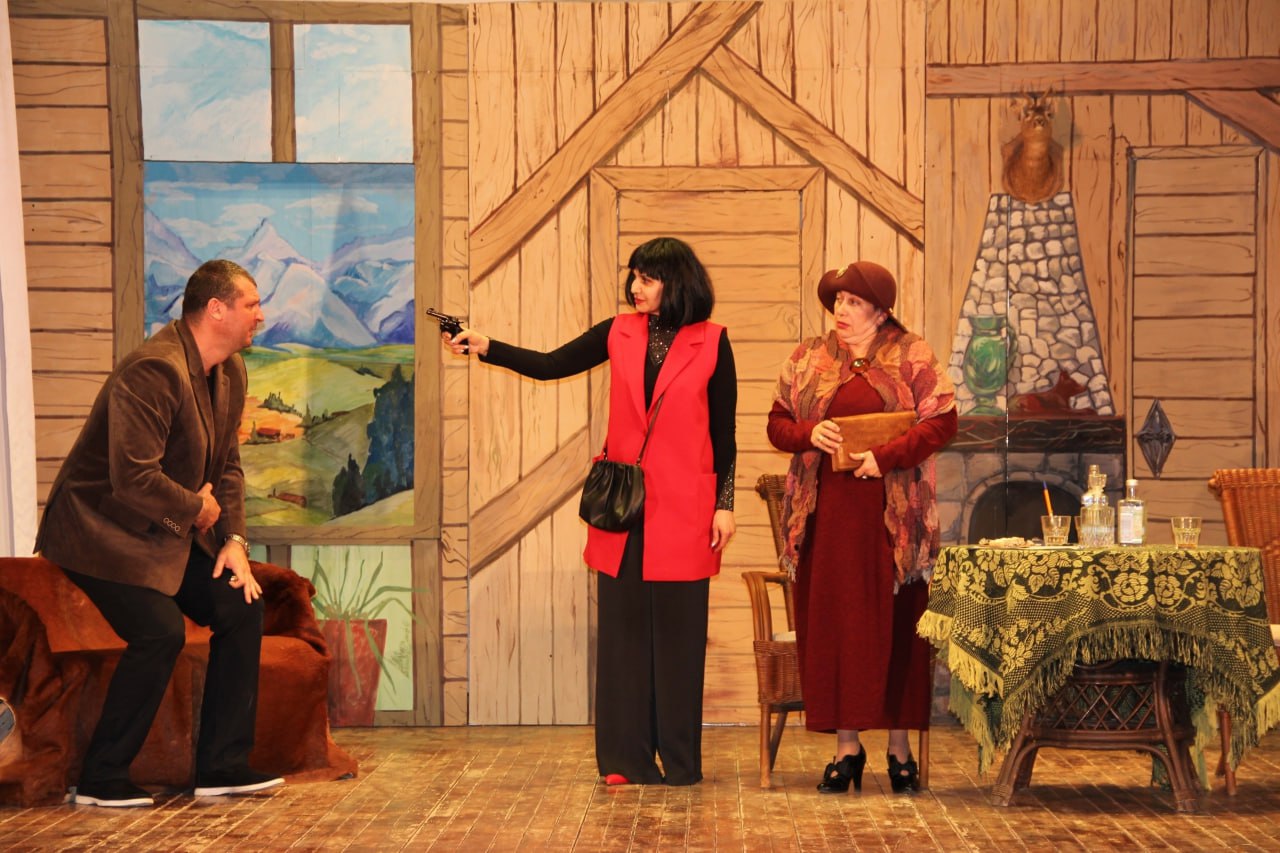 Судакский городской ДК "Долина Роз"