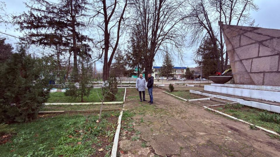 Антон Кравец: Рабочий визит в Новогригорьевское сельское поселение прошёл плодотворно Антон Кравец: Рабочий визит в Новогригорьевское сельское поселение прошёл плодотворно