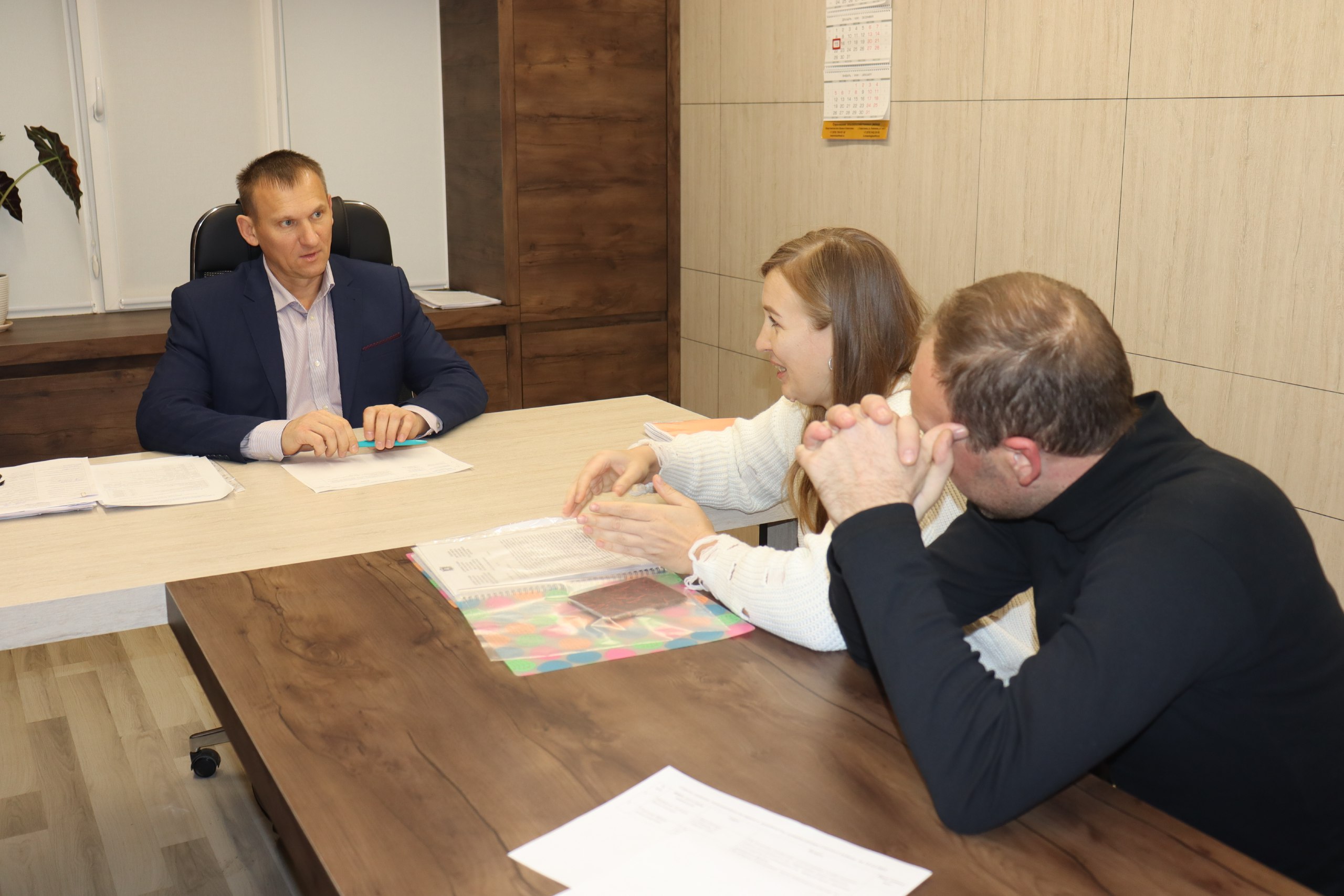 Первый заместитель главы администрации Сакского района Андрей Польченко провел еженедельный прием граждан Первый заместитель главы администрации Сакского района Андрей Польченко провел еженедельный прием граждан