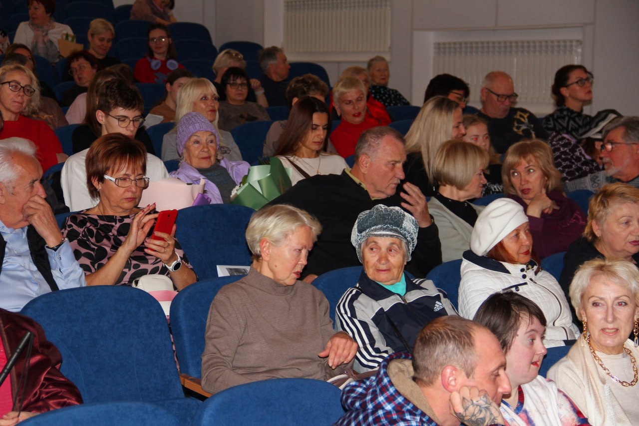 Судакский городской ДК "Долина Роз" Судакский городской ДК "Долина Роз"