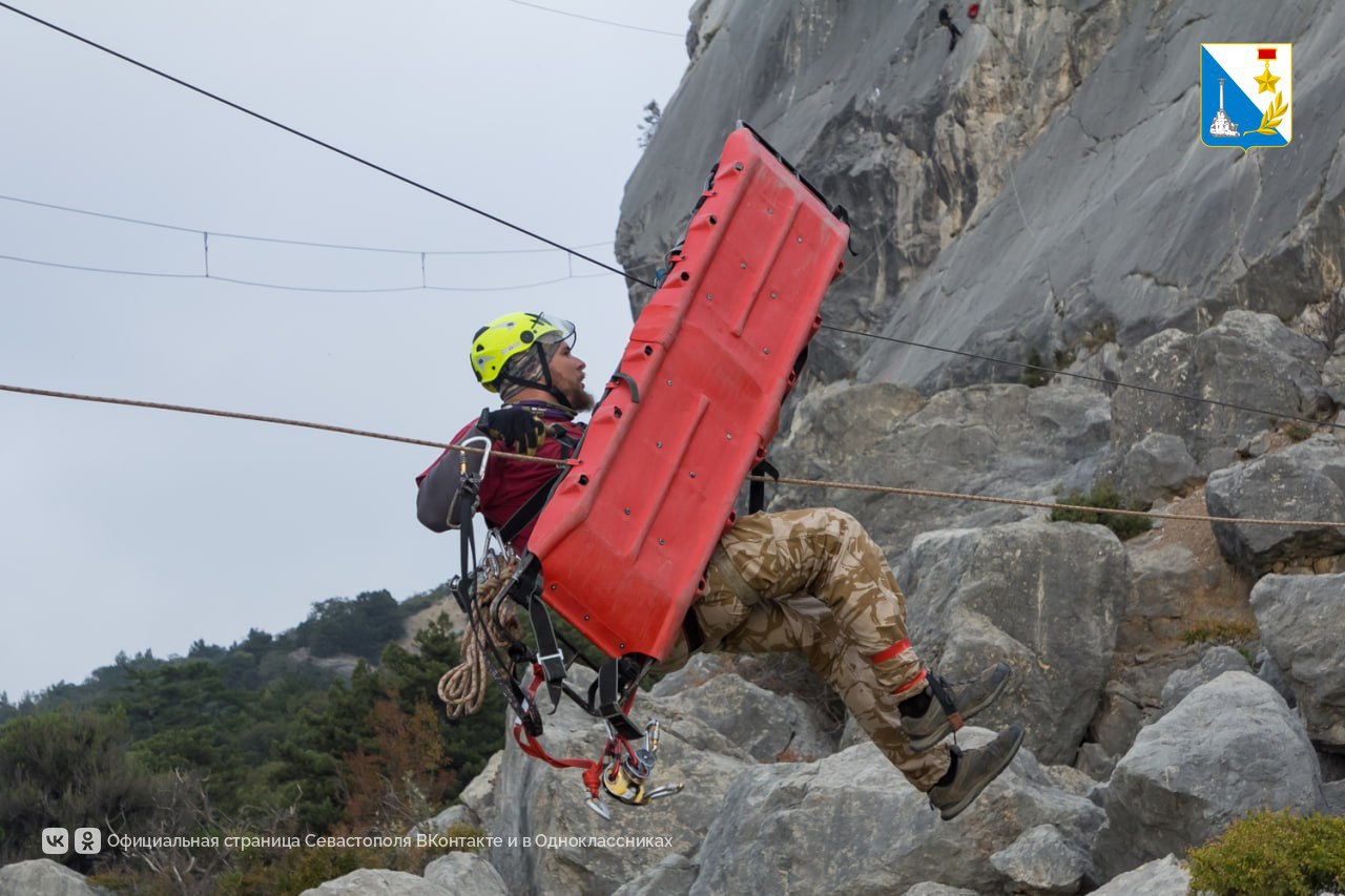 С начала года спасатели Севастополя провели 58 операций в горах и спасли 86 человек С начала года спасатели Севастополя провели 58 операций в горах и спасли 86 человек
