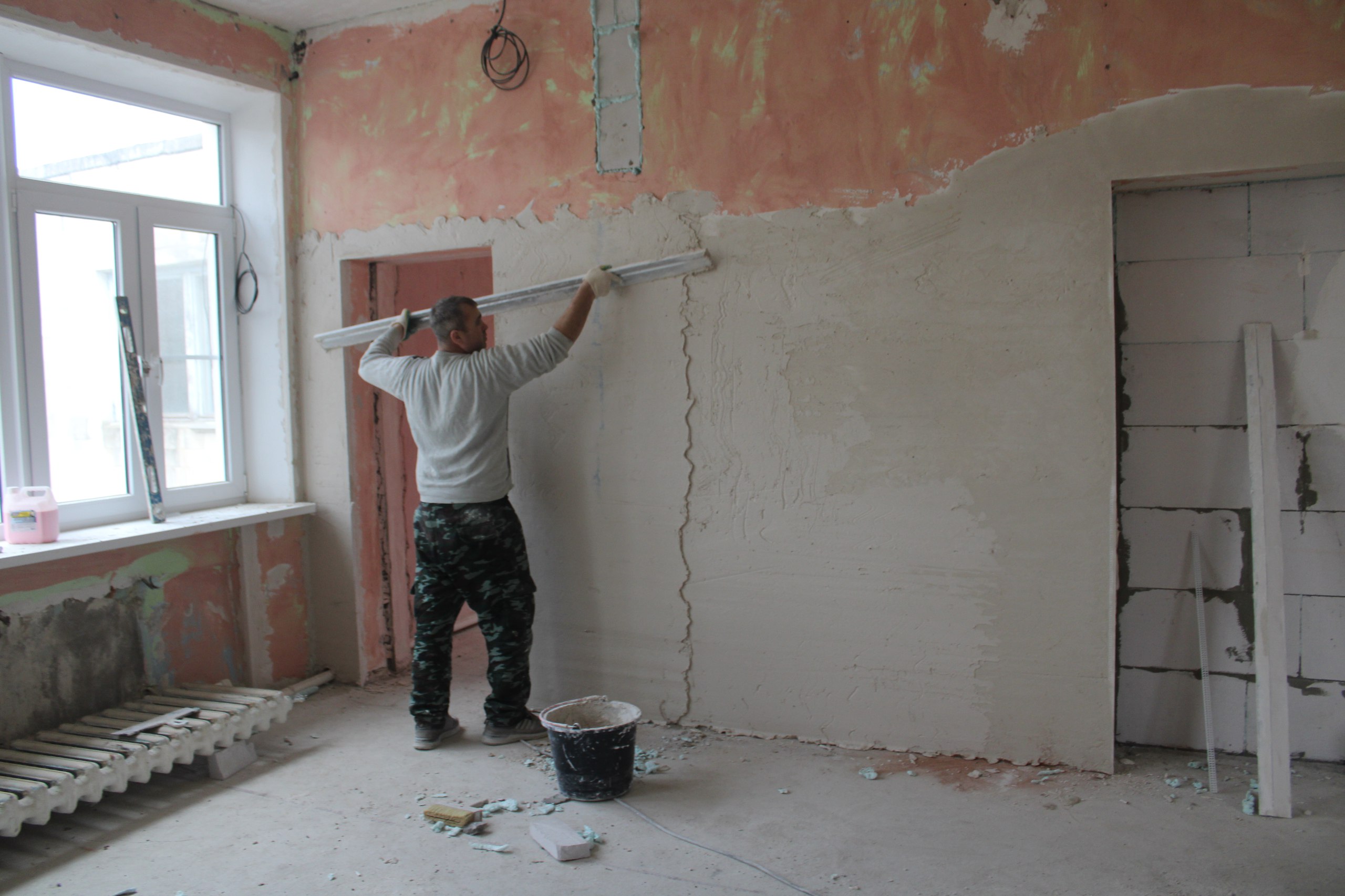 Игорь Крутьков: Под контролем находятся работы по капитальному ремонту детского сада №1 в поселке Ленино Игорь Крутьков: Под контролем находятся работы по капитальному ремонту детского сада №1 в поселке Ленино