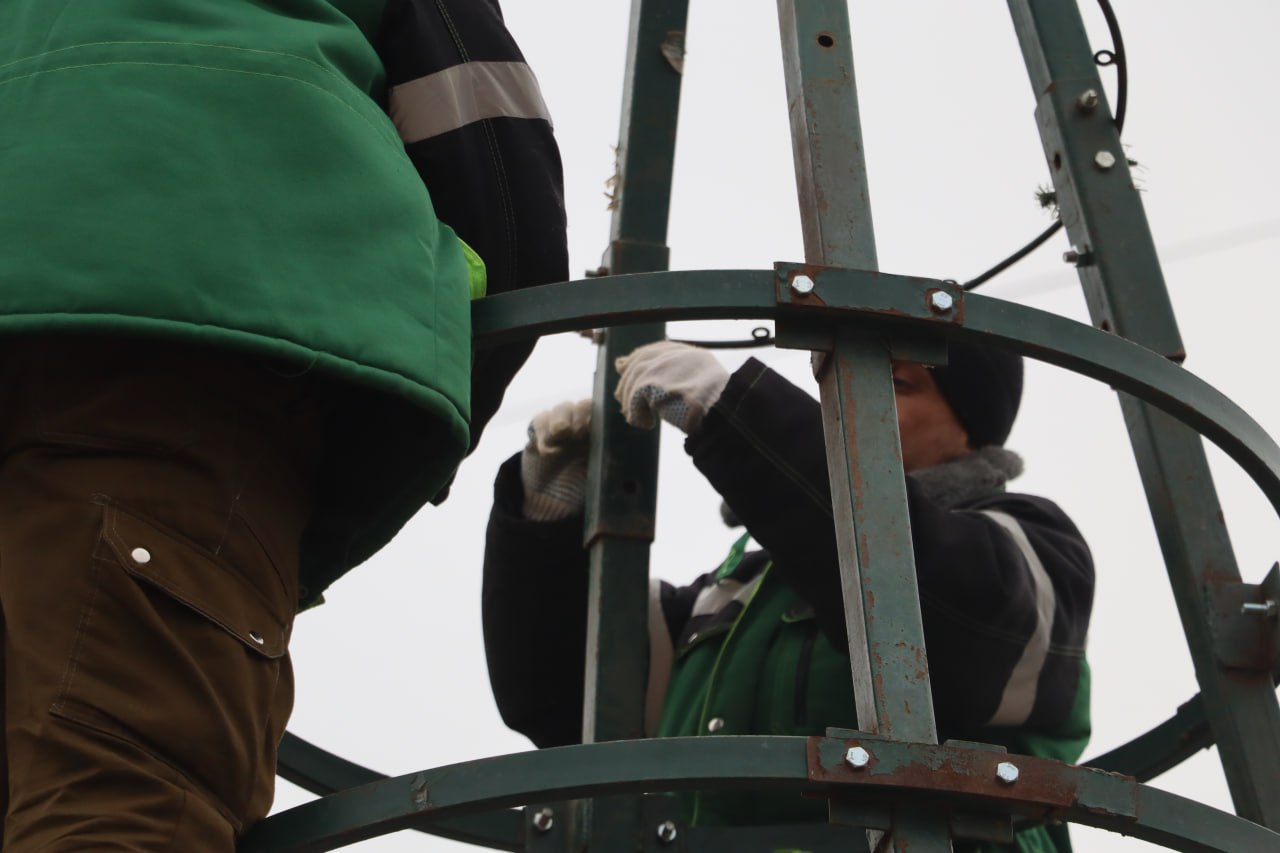 Керчь готовится к Новому году Керчь готовится к Новому году