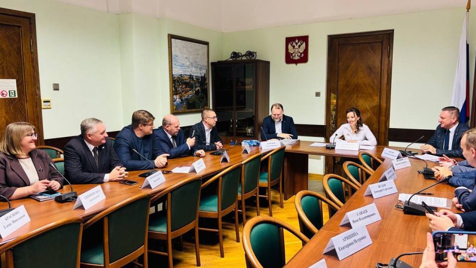«Отцы России» сформируют предложения по поддержке отцовства в России в ответ на поручения Президента Владимира Владимировича Путина «Отцы России» сформируют предложения по поддержке отцовства в России в ответ на поручения Президента Владимира Владимировича Путина