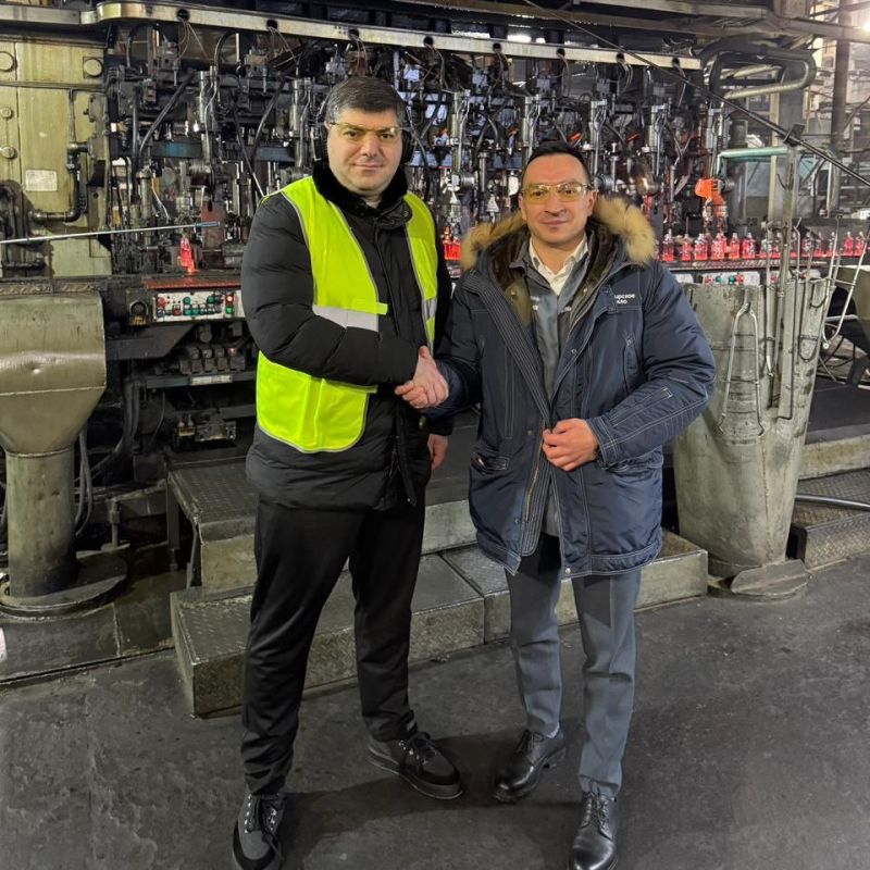 Министр промышленности и торговли Республики Крым Анушаван Агаджанян с рабочим визитом посетил Новосибирскую область