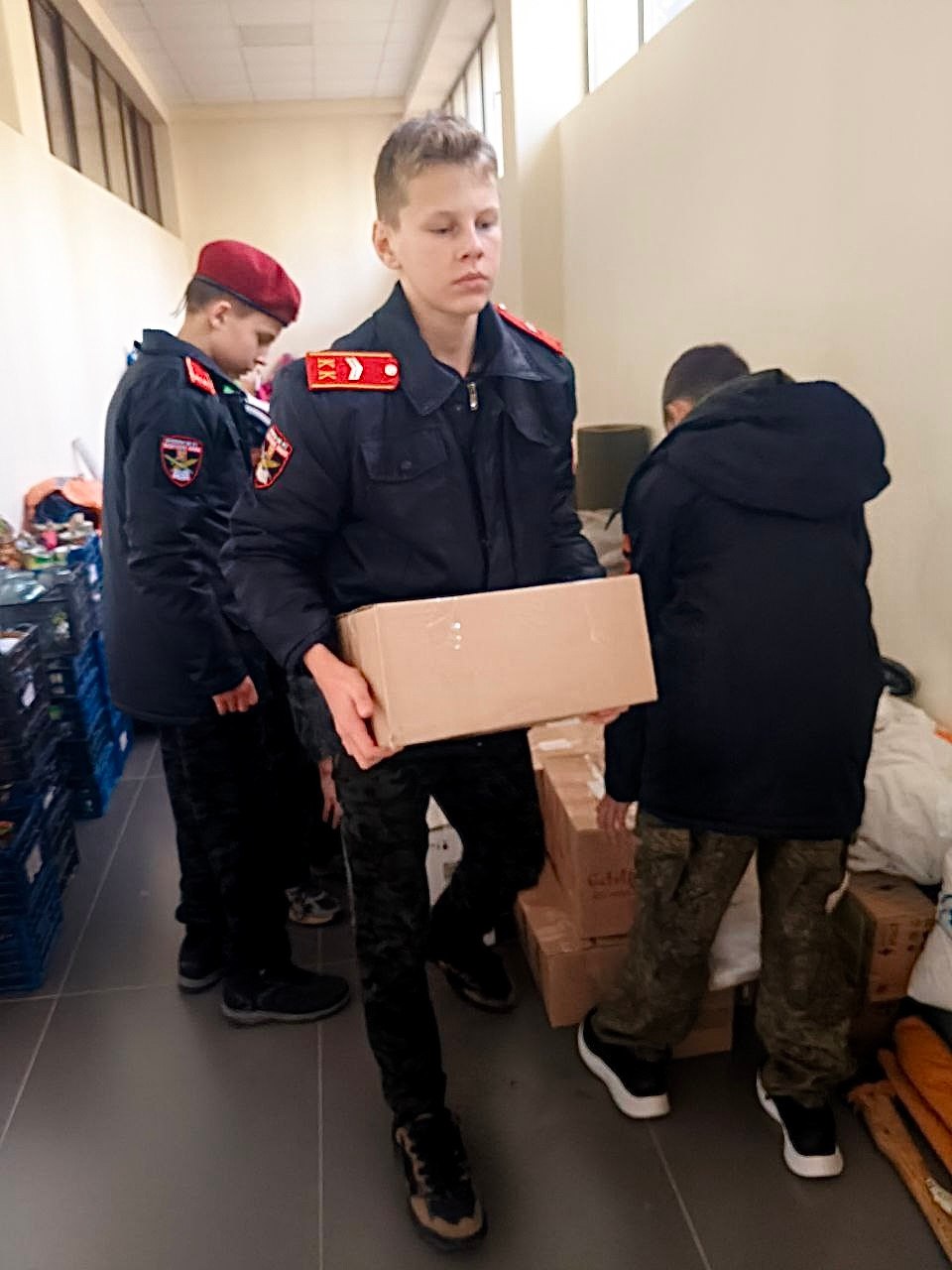 Янина Павленко: Дети Ялты собирают праздничные посылки для наших защитников, которые будет встречать Новый год вдали от дома Янина Павленко: Дети Ялты собирают праздничные посылки для наших защитников, которые будет встречать Новый год вдали от дома