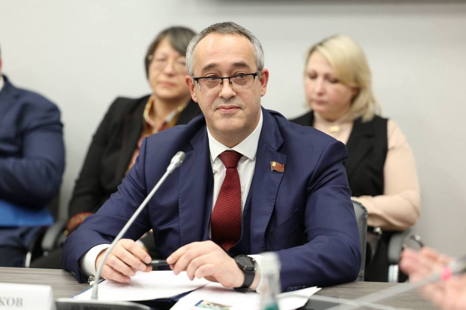 Владимир Немцев: Провёл заседание Комиссии Совета законодателей при Федеральном Собрании РФ по координации законотворческой деятельности и мониторингу законодательства Владимир Немцев: Провёл заседание Комиссии Совета законодателей при Федеральном Собрании РФ по координации законотворческой деятельности и мониторингу законодательства