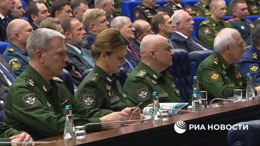 ����� ������ ���������� ����� 300 ���������� ������� � 2025 ����