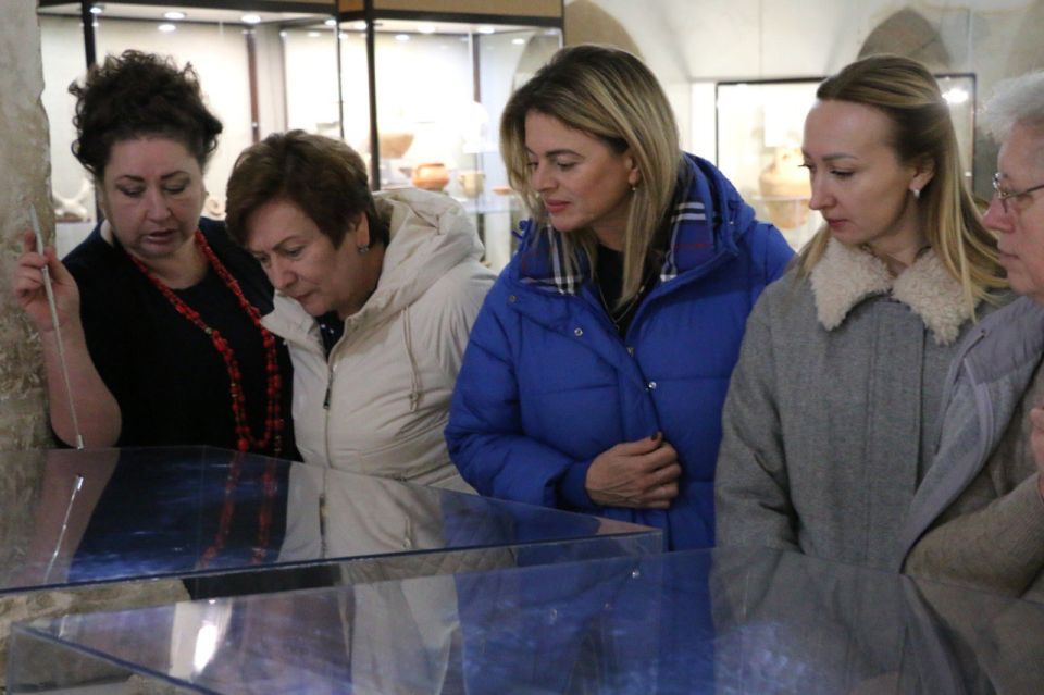 НОВАЯ ВЫСТАВКА: «АРХЕОЛОГИЧЕСКОЕ НАСЛЕДИЕ СУДАКСКОЙ КРЕПОСТИ» НОВАЯ ВЫСТАВКА: «АРХЕОЛОГИЧЕСКОЕ НАСЛЕДИЕ СУДАКСКОЙ КРЕПОСТИ»