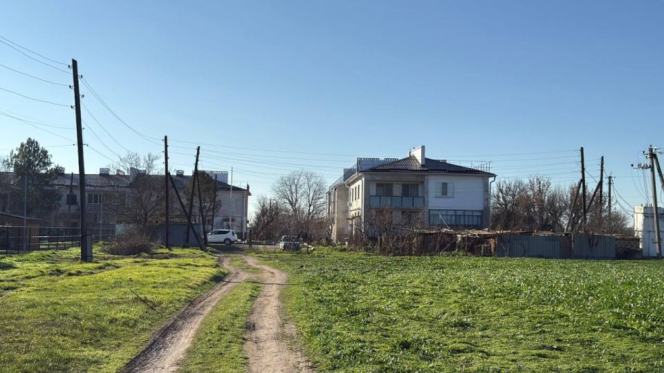 Антон Кравец: В с. Ивановка в многоквартирных домах по ул.Ленина 38, ул.Ленина 39 и ул.Ленина 40 проведены работы по ремонту кровли Антон Кравец: В с. Ивановка в многоквартирных домах по ул.Ленина 38, ул.Ленина 39 и ул.Ленина 40 проведены работы по ремонту кровли