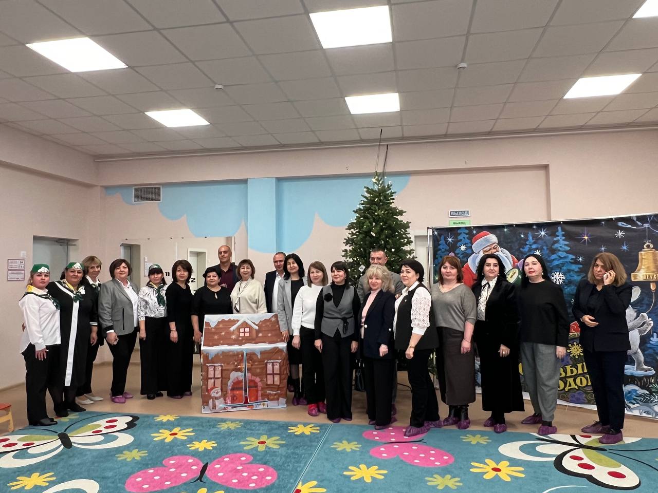 В Крыму прошёл семинар-совещание для руководителей школ с крымскотатарским языком обучения В Крыму прошёл семинар-совещание для руководителей школ с крымскотатарским языком обучения