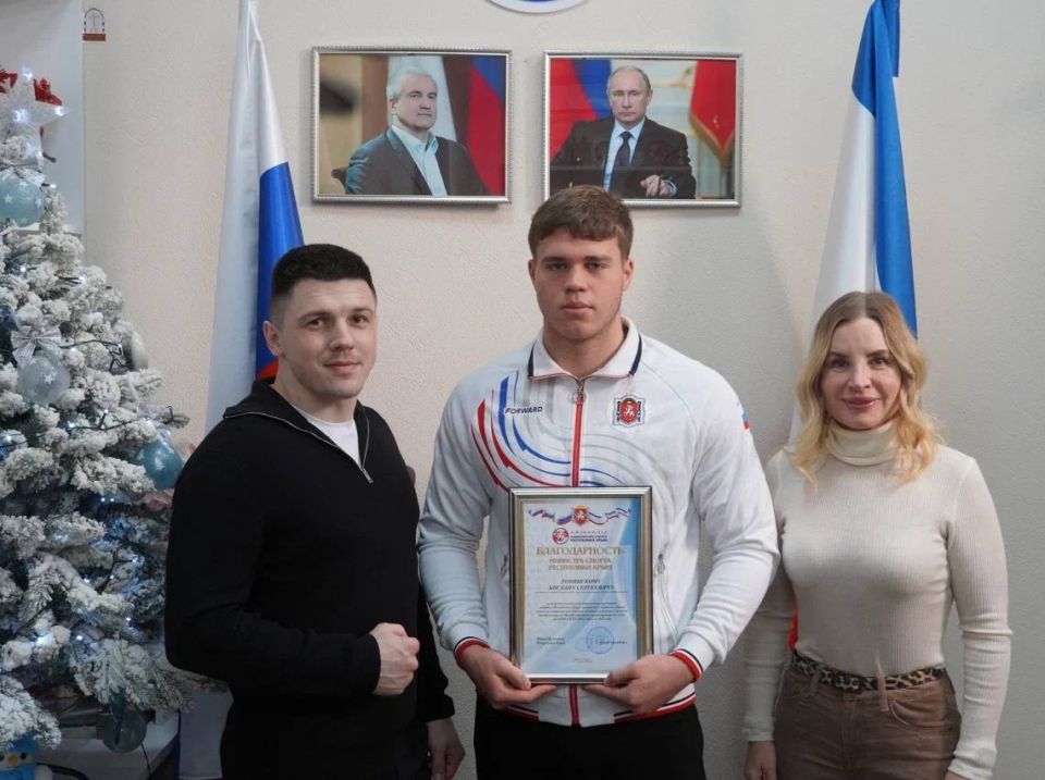 Ольга Торубарова: Крымские спортсмены и тренеры по сумо отмечены ведомственными наградами Ольга Торубарова: Крымские спортсмены и тренеры по сумо отмечены ведомственными наградами