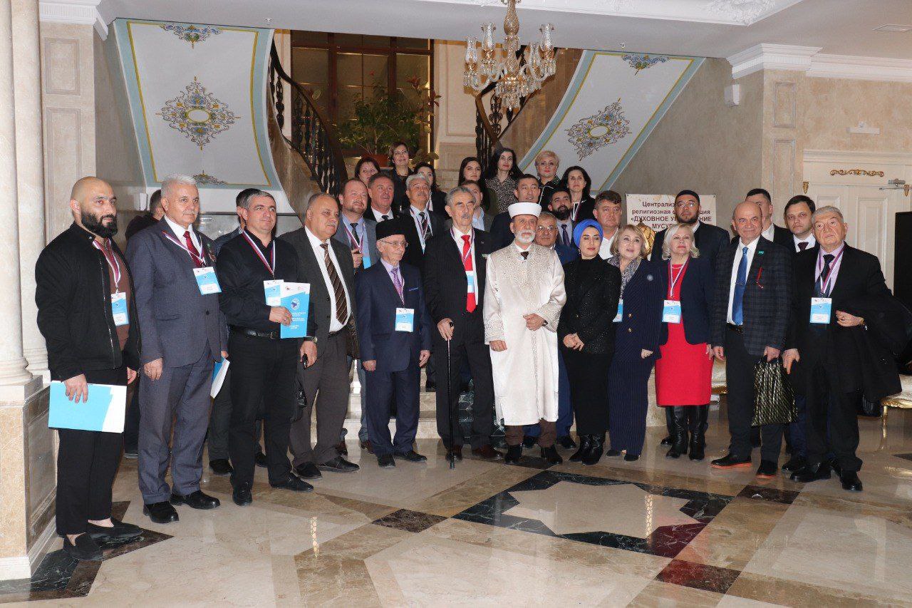 В Республике Крым состоялся международный «круглый стол» по вопросам развития связей крымских татар с соотечественниками за рубежом