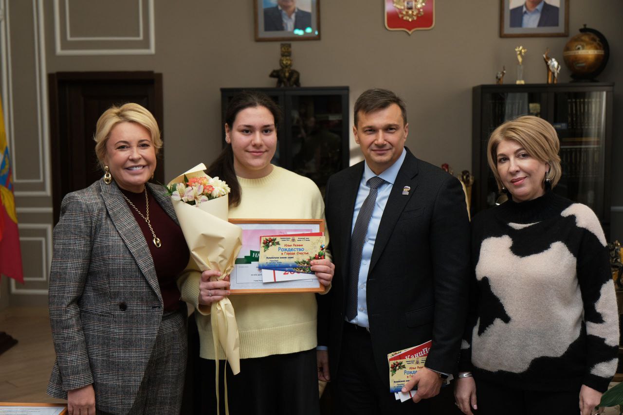 Янина Павленко: Поздравили ялтинских звёздочек – шестерых прекрасных ребят, которые достойно представили регион на конкурсе «Преград нет» Янина Павленко: Поздравили ялтинских звёздочек – шестерых прекрасных ребят, которые достойно представили регион на конкурсе «Преград нет»