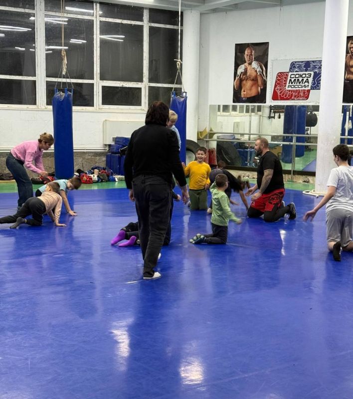 Первая тренировка для детей с ограниченными возможностями здоровья состоялась в спортивном клубе «Доброта» Первая тренировка для детей с ограниченными возможностями здоровья состоялась в спортивном клубе «Доброта»