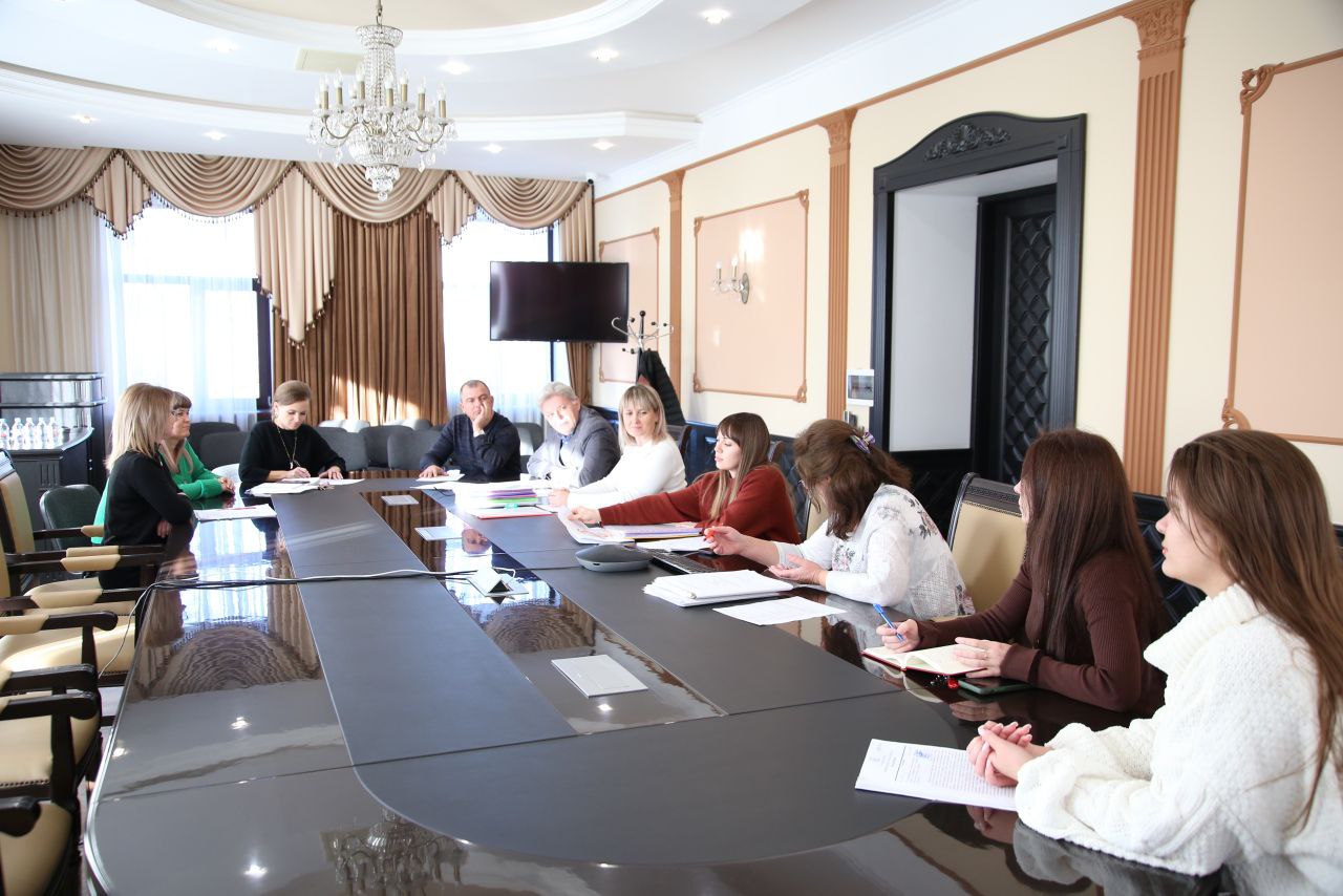 Муниципальные служащие Бахчисарая приняли участие в семинаре по борьбе с коррупцией