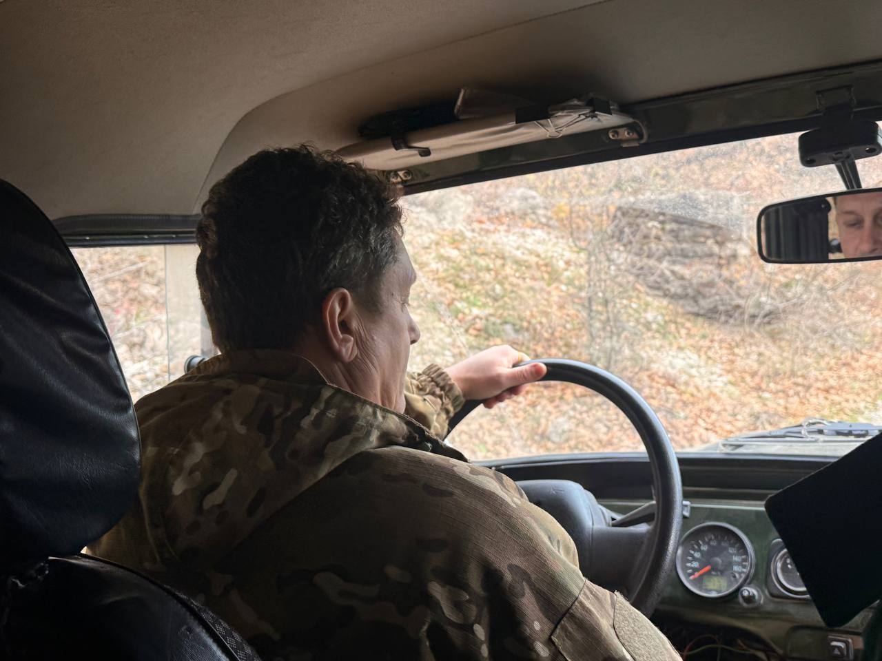 Ольга Шевцова: Ёлку — только легально. Сегодня вместе с коллегами из МВД по Республике Крым провели очередной совместный рейд по охране лесного фонда В предновогодний период мы традиционно усиливаем контроль — особенно в тех... Ольга Шевцова: Ёлку — только легально. Сегодня вместе с коллегами из МВД по Республике Крым провели очередной совместный рейд по охране лесного фонда В предновогодний период мы традиционно усиливаем контроль — особенно в тех...