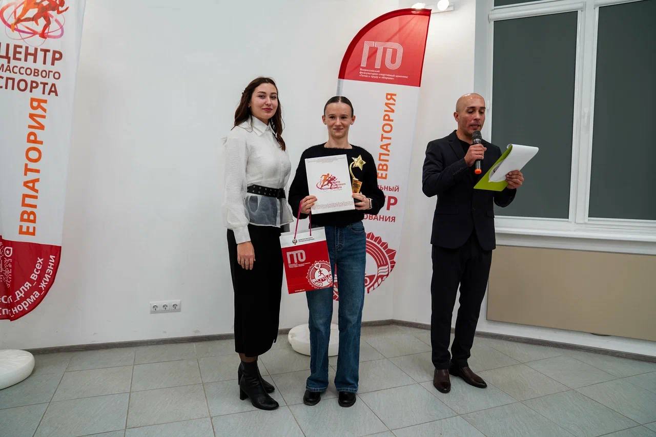 Александр Юрьев: Сегодня состоялась торжественная церемония вручения седьмой ежегодной премии «Звезды спорта» Александр Юрьев: Сегодня состоялась торжественная церемония вручения седьмой ежегодной премии «Звезды спорта»