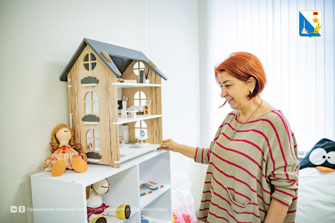 В Севастополе начал работать первый семейный МФЦ В Севастополе начал работать первый семейный МФЦ