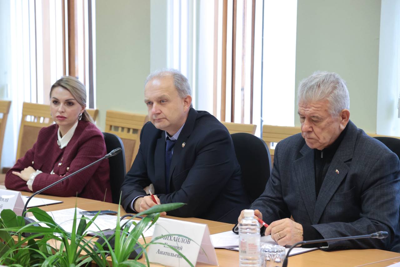 Комитет Государственного Совета Республики Крым по курортам и туризму Комитет Государственного Совета Республики Крым по курортам и туризму