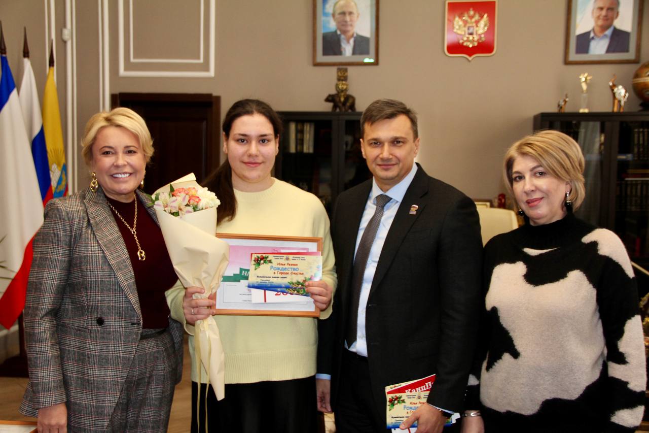 Константин Шимановский: Под патронатом Главы Республики Крым Сергея Валерьевича Аксёнова ежегодно проходит Конкурс на соискание Премии общественного признания «Преград нет»! В 2025 году он проводится в 12 раз Константин Шимановский: Под патронатом Главы Республики Крым Сергея Валерьевича Аксёнова ежегодно проходит Конкурс на соискание Премии общественного признания «Преград нет»! В 2025 году он проводится в 12 раз